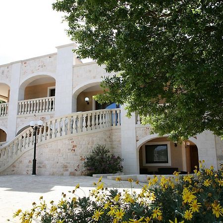 Holiday Gli Archi Fasano Bagian luar foto